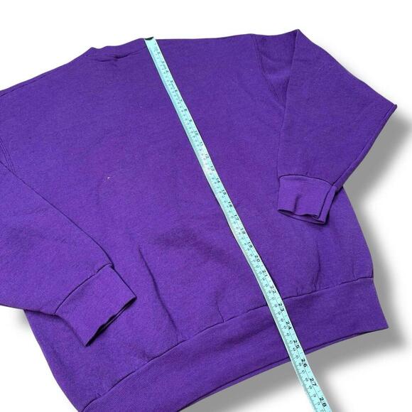 Vintage 1993 Family Star Dog Graphic Sweatshirt Purple Fruit of the Loom Size L - Picture 6 of 9